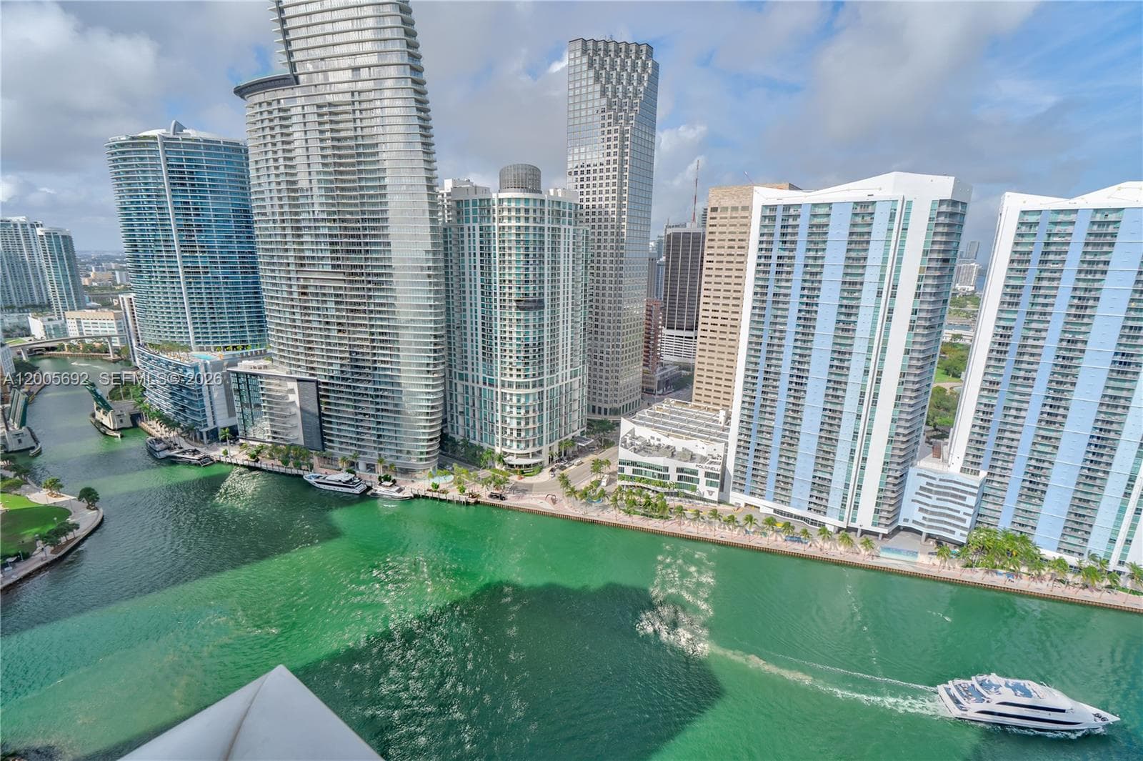 900 Brickell Key Blvd # 3002, Miami FL 33131 — 45