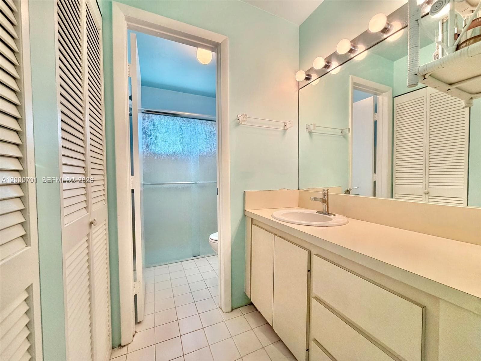 1698 NE 177th St, North Miami Beach FL 33162 — 11