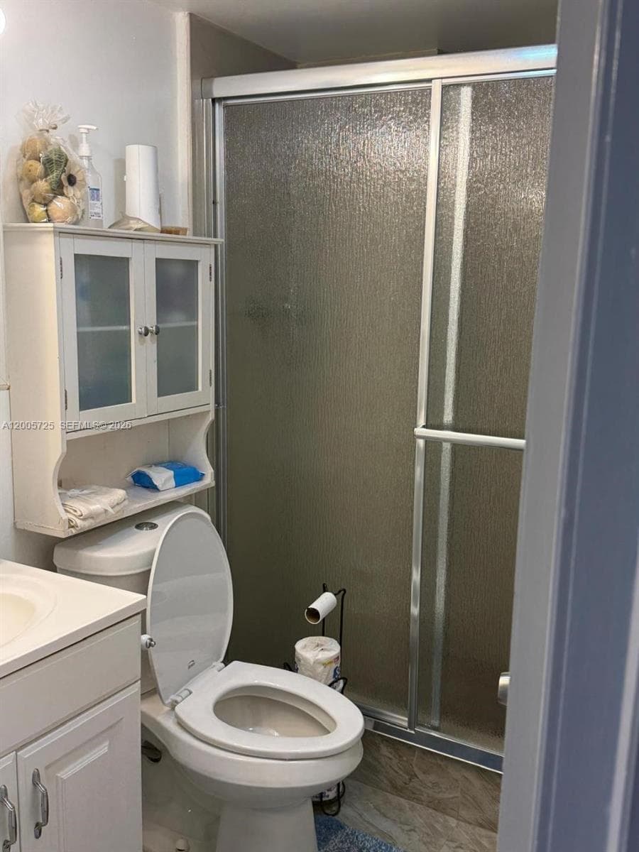 447 NE 195th St # 310, Miami FL 33179 — 13