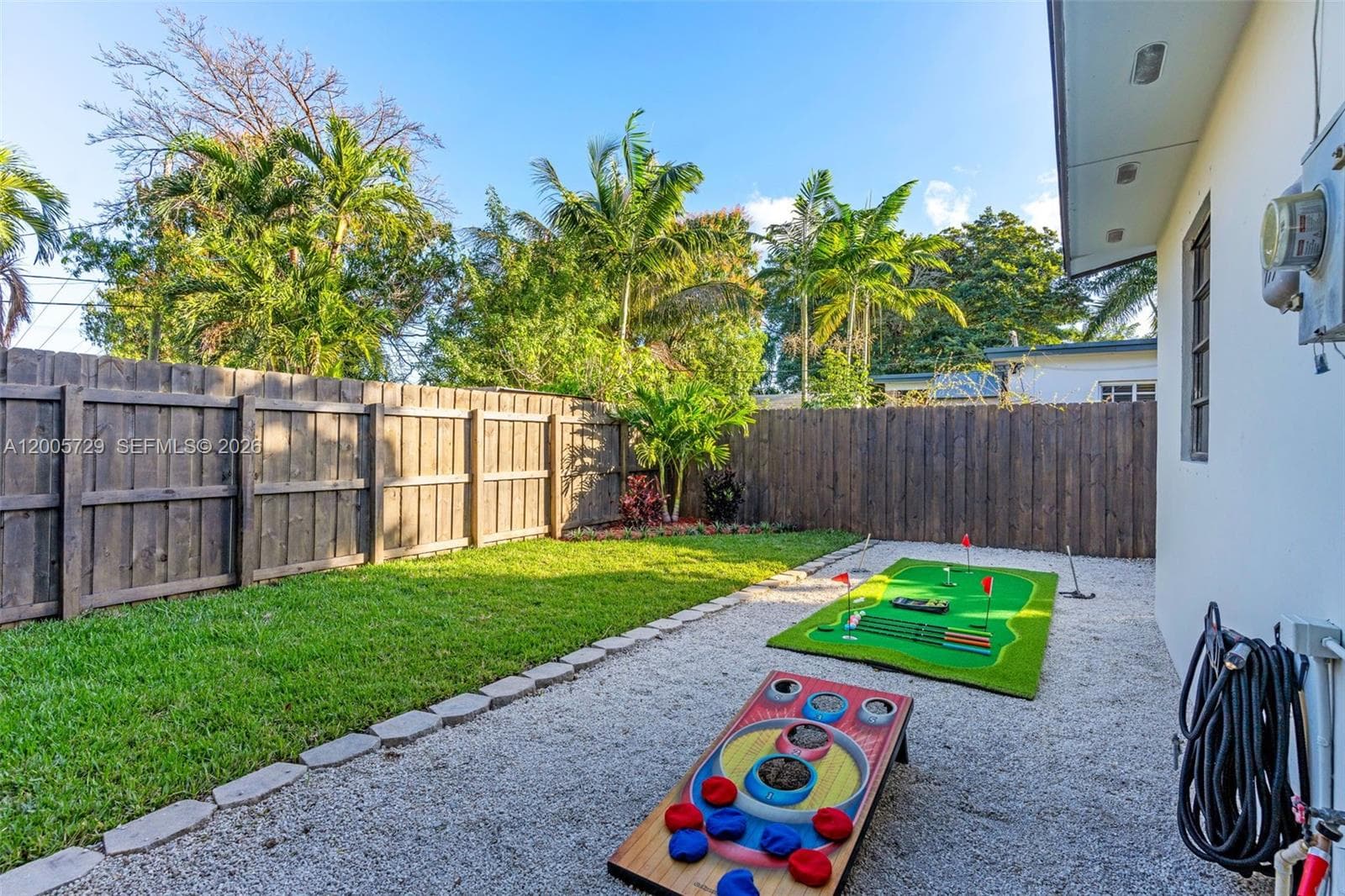1075 NE 12 AVE # 1075, Homestead FL 33030 — 33