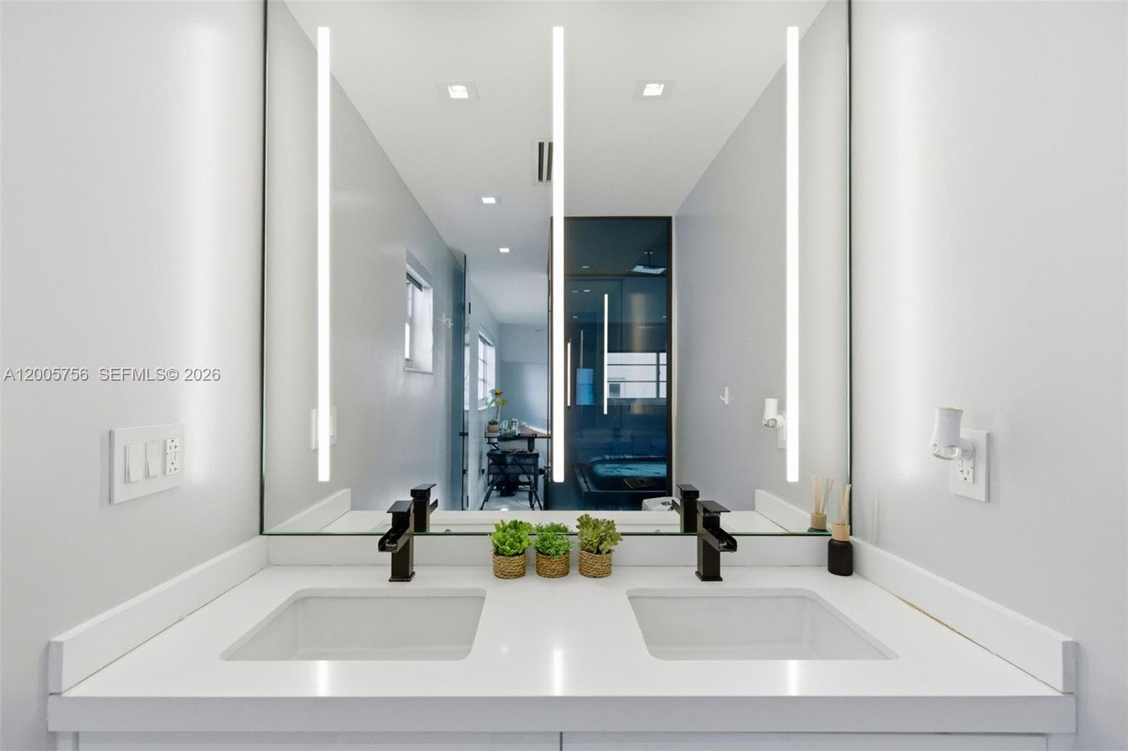 1428 Euclid Ave # 207, Miami Beach FL 33139 — 12