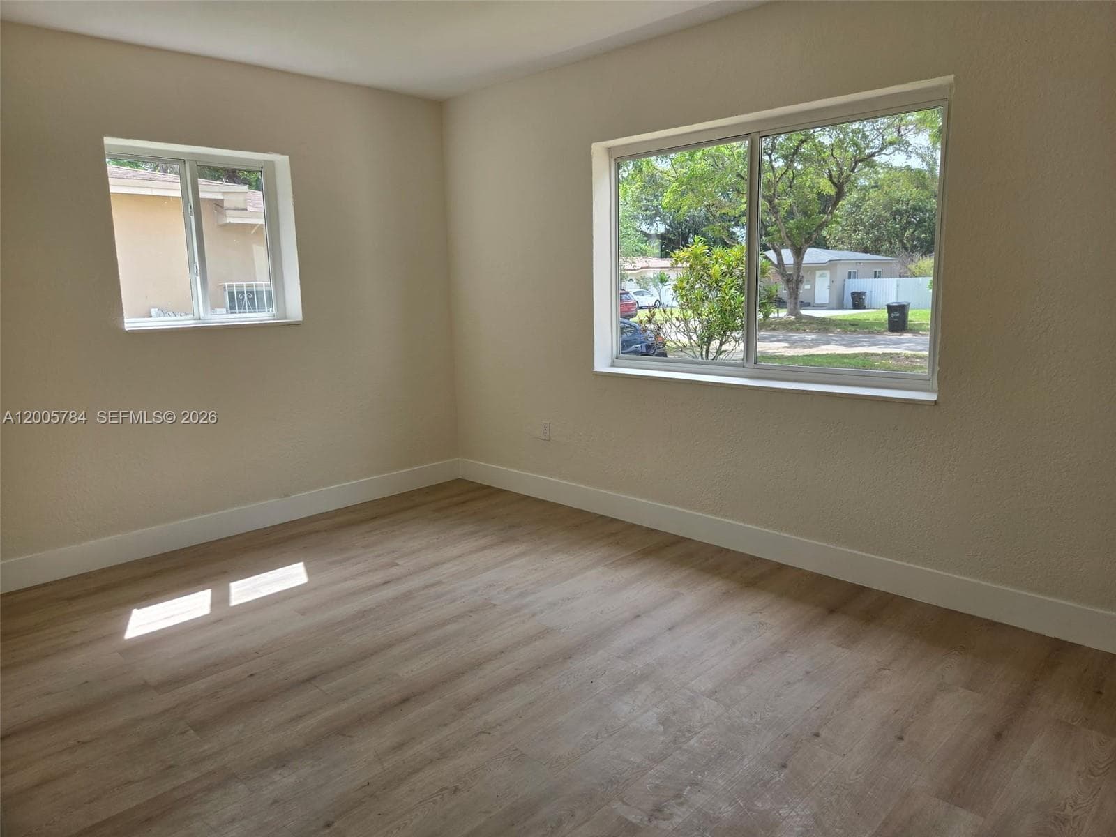 815 NE 134th St, North Miami FL 33161 — 14