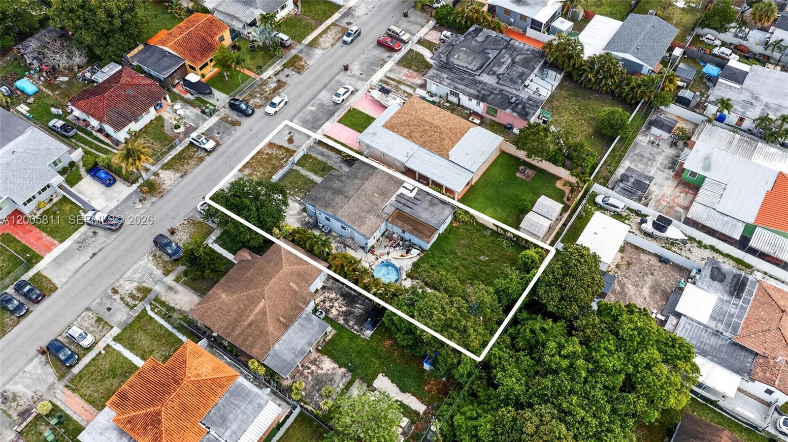 300 E 43rd St, Hialeah FL 33013 — 32
