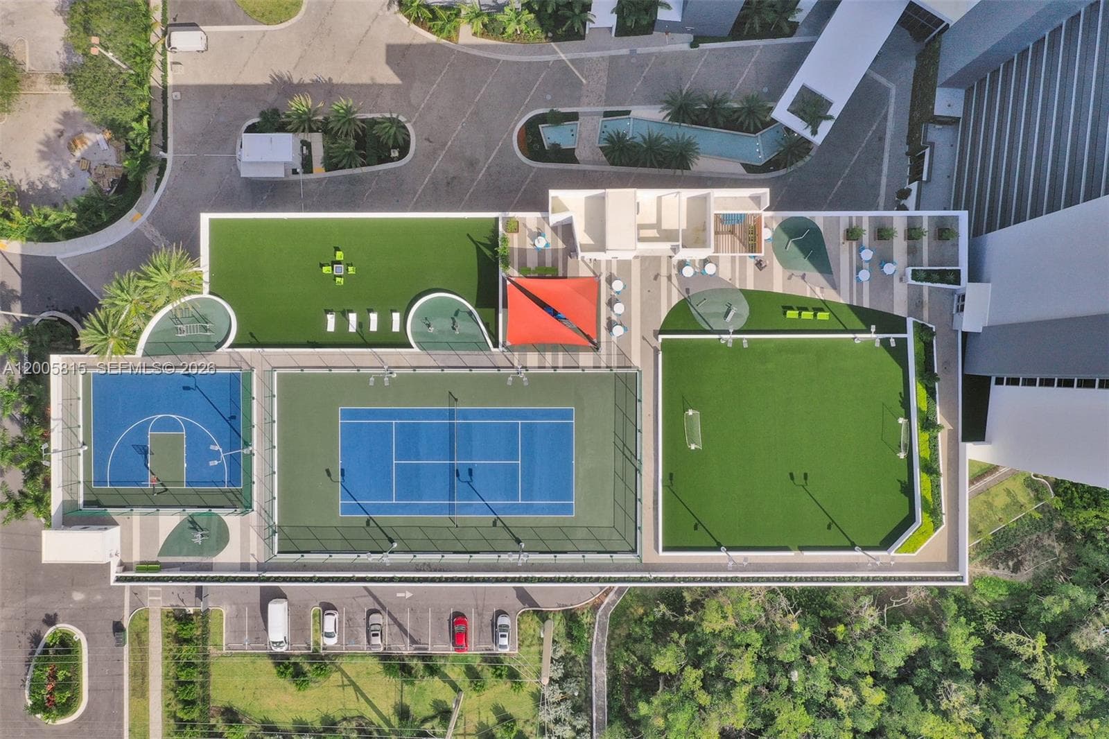 16385 NE Biscayne Blvd, North Miami Beach FL 33160 — 24