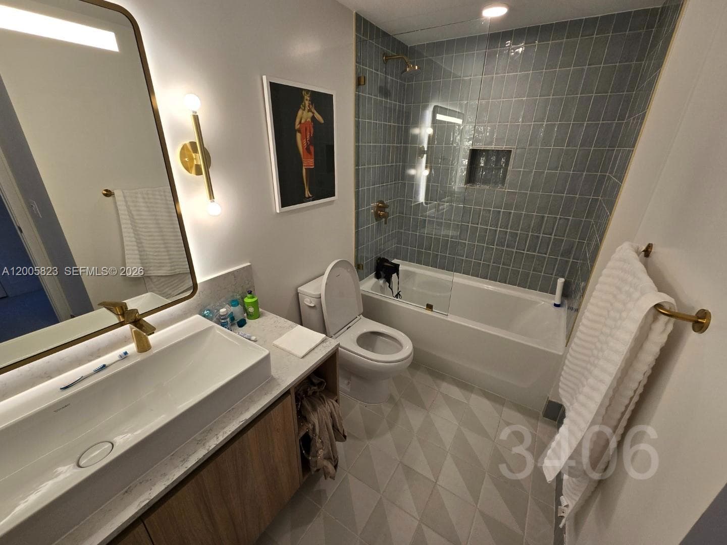 601 NE 1 Ave # 3406, Miami FL 33132 — 10