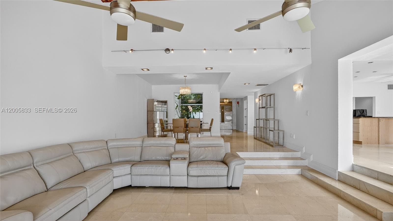 3226 NE 168th St, North Miami Beach FL 33160 — 9