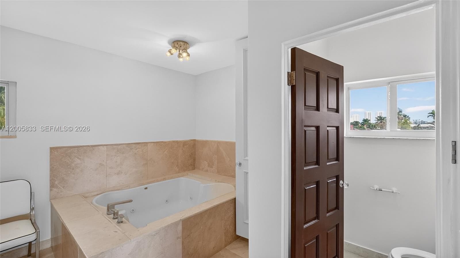 3226 NE 168th St, North Miami Beach FL 33160 — 25
