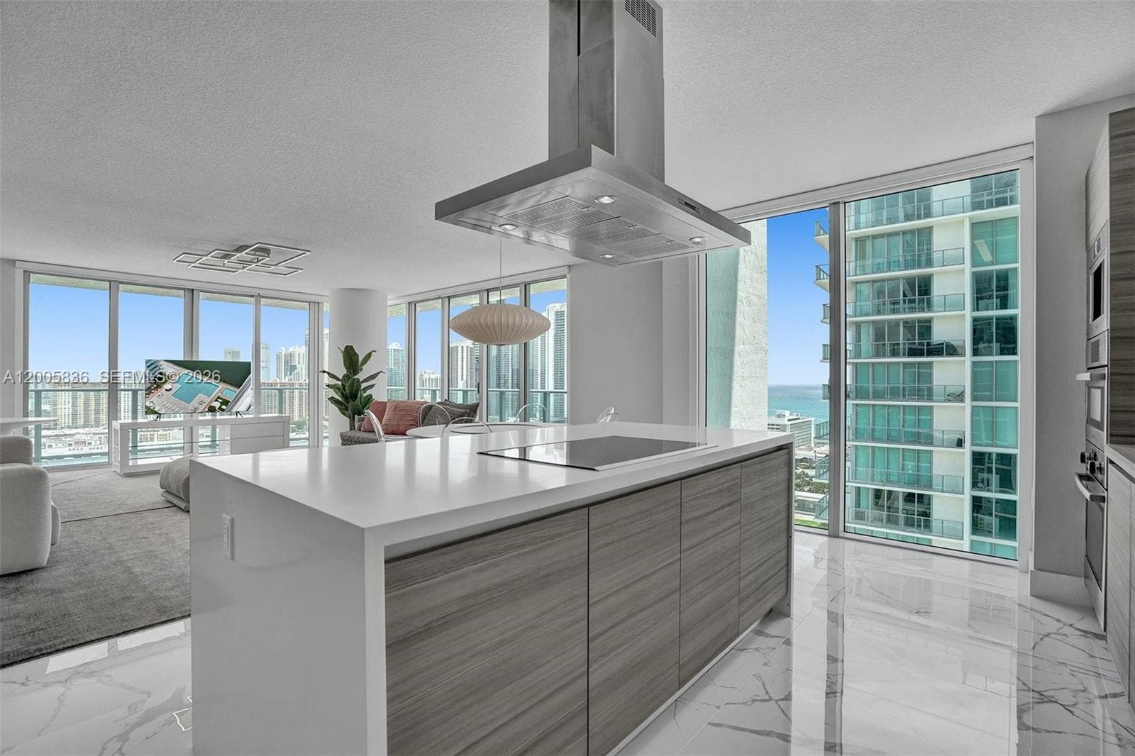 330 Sunny Isles Blvd # 2207, Sunny Isles Beach FL 33160 — 2