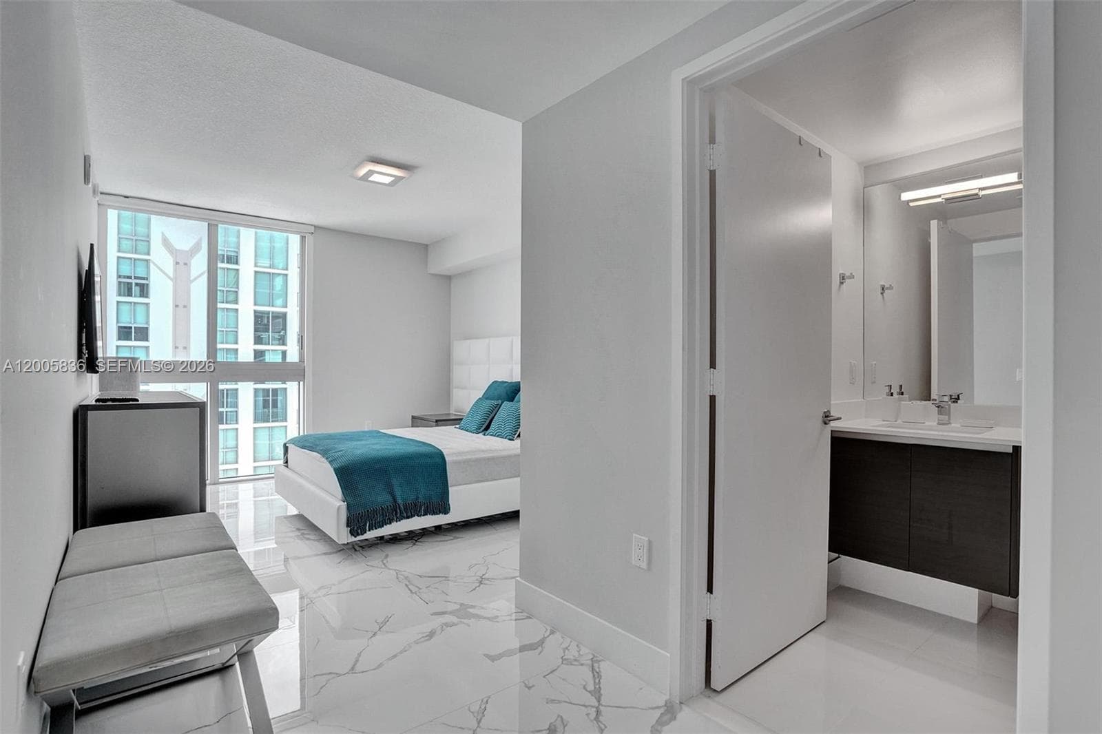 330 Sunny Isles Blvd # 2207, Sunny Isles Beach FL 33160 — 20
