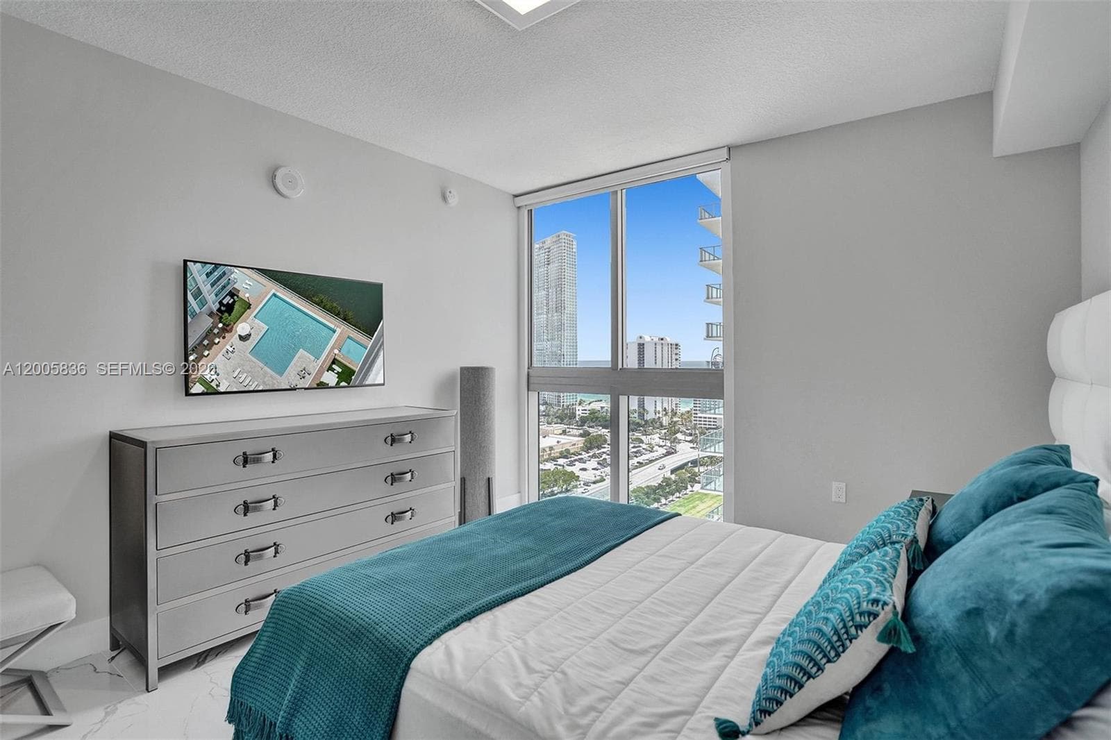 330 Sunny Isles Blvd # 2207, Sunny Isles Beach FL 33160 — 19