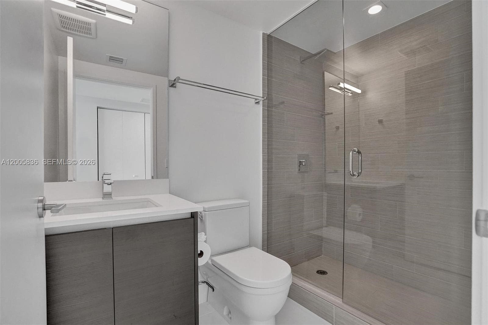 330 Sunny Isles Blvd # 2207, Sunny Isles Beach FL 33160 — 21