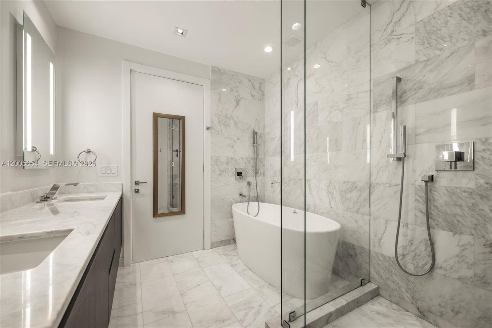 1451 Brickell Ave # 4002, Miami FL 33131 — 13