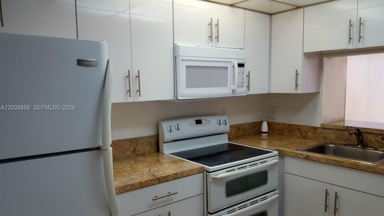 19701 SW 114th Ave # 266, Miami FL 33157 — 2