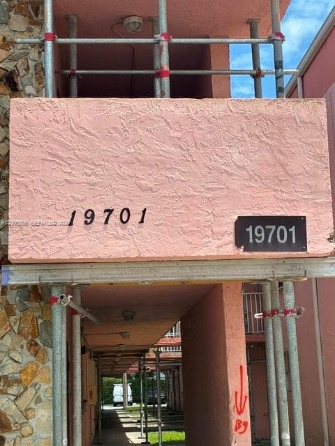 19701 SW 114th Ave # 266, Miami FL 33157 — 32