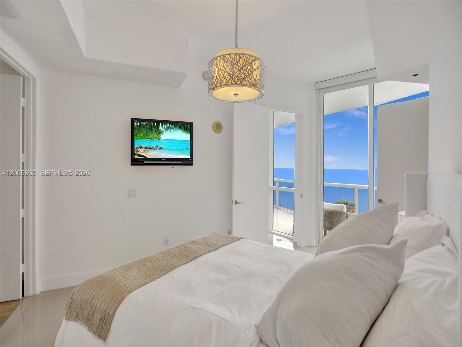 15901 Collins Ave # 2807, Sunny Isles Beach FL 33160 — 34