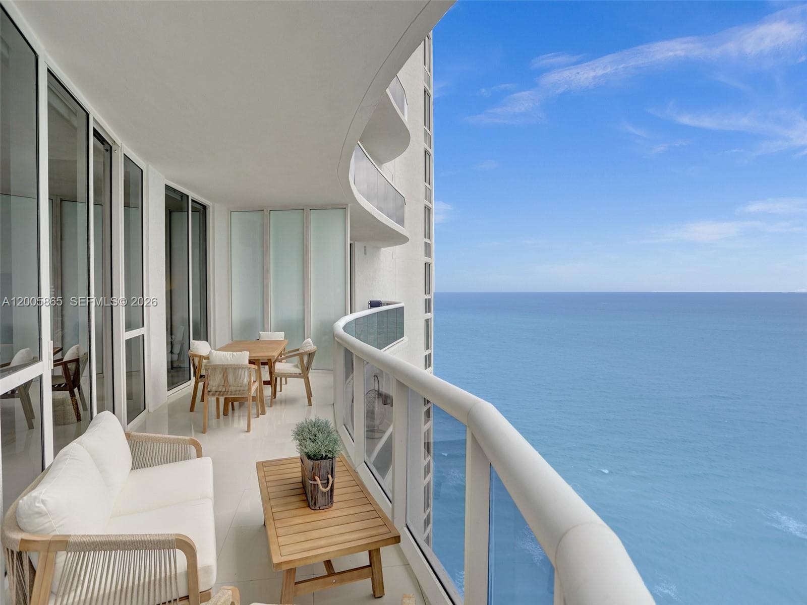 15901 Collins Ave # 2807, Sunny Isles Beach FL 33160 — 14