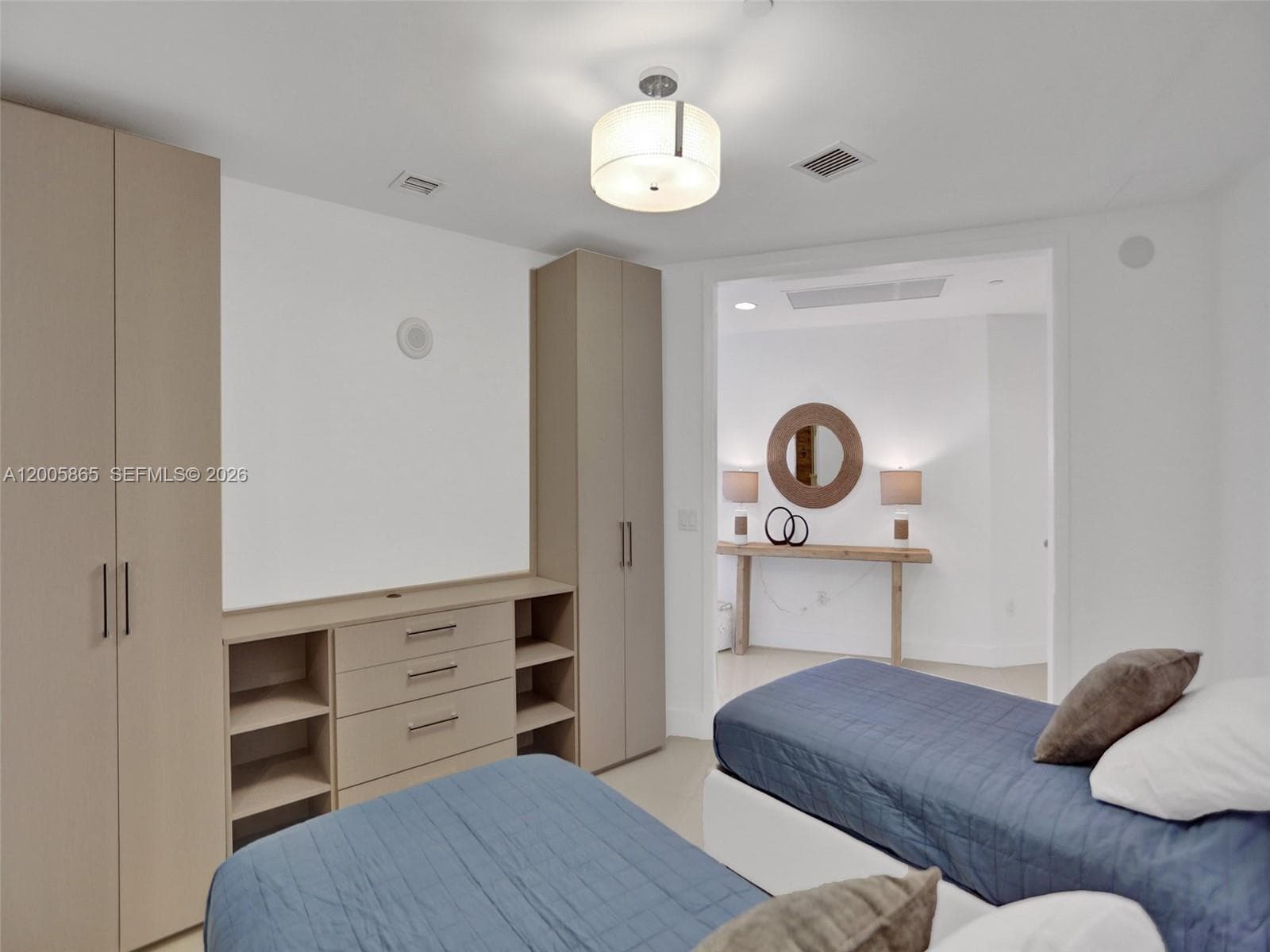15901 Collins Ave # 2807, Sunny Isles Beach FL 33160 — 40