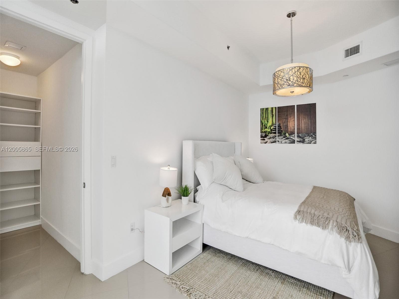 15901 Collins Ave # 2807, Sunny Isles Beach FL 33160 — 31