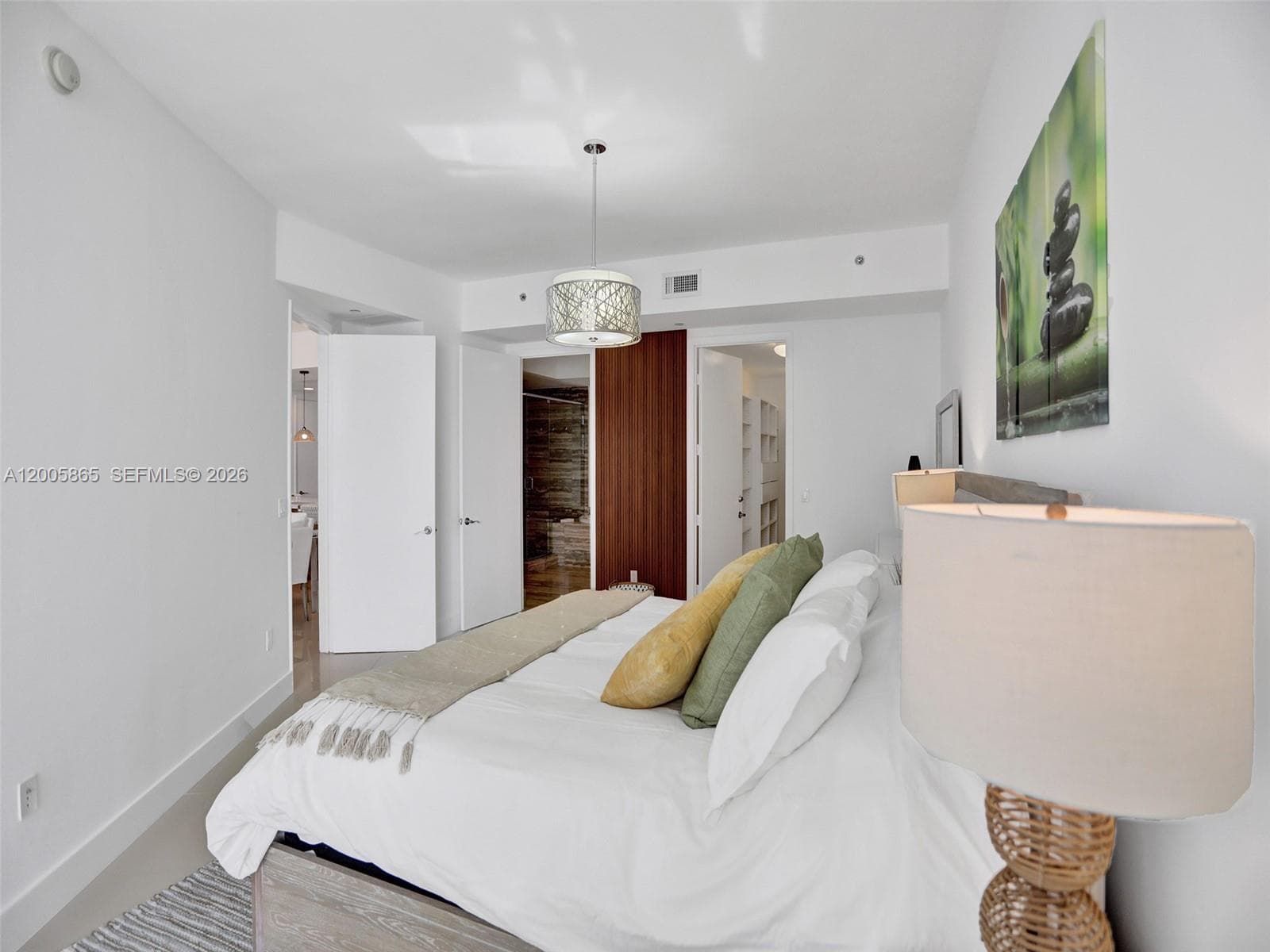 15901 Collins Ave # 2807, Sunny Isles Beach FL 33160 — 25
