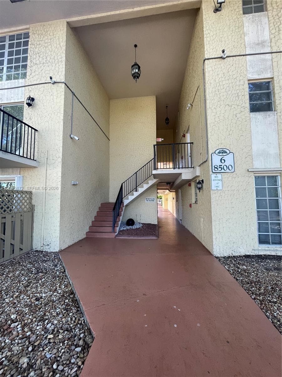 8500 SW 109th Ave # 229, Miami FL 33173 — 2