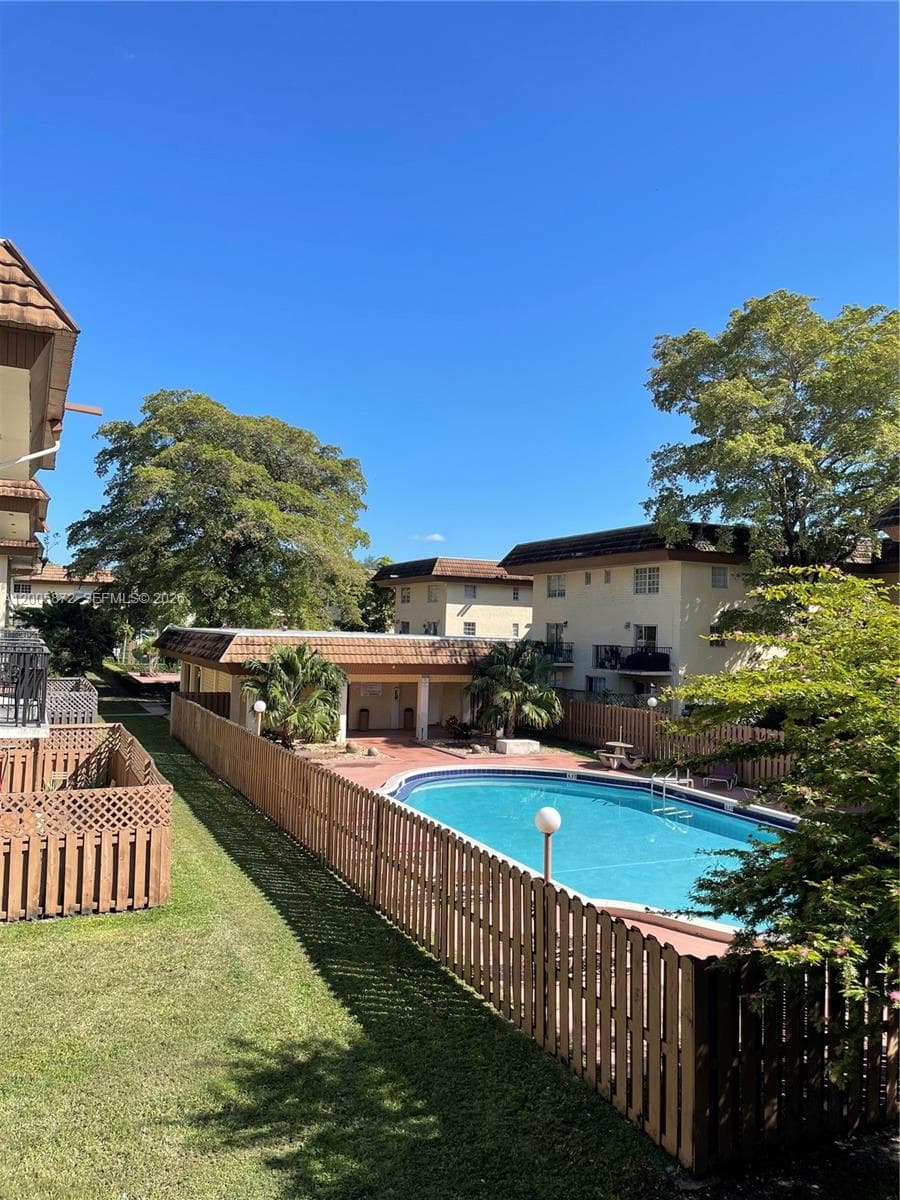 8500 SW 109th Ave # 229, Miami FL 33173 — 18