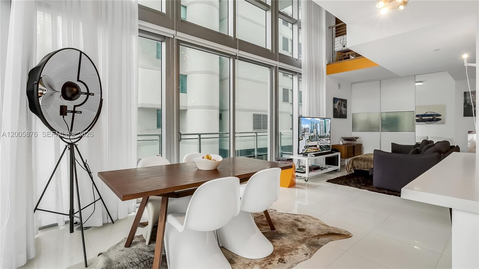 90 SW 3rd St # 308, Miami FL 33130 — 6