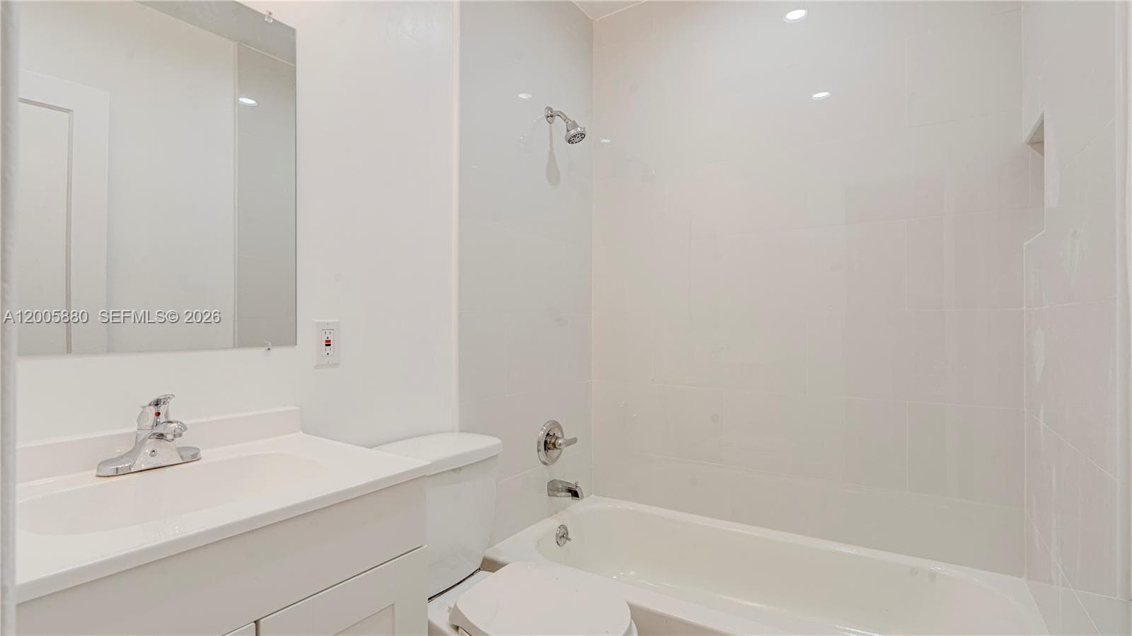 1085 NE 128th St, North Miami FL 33161 — 16