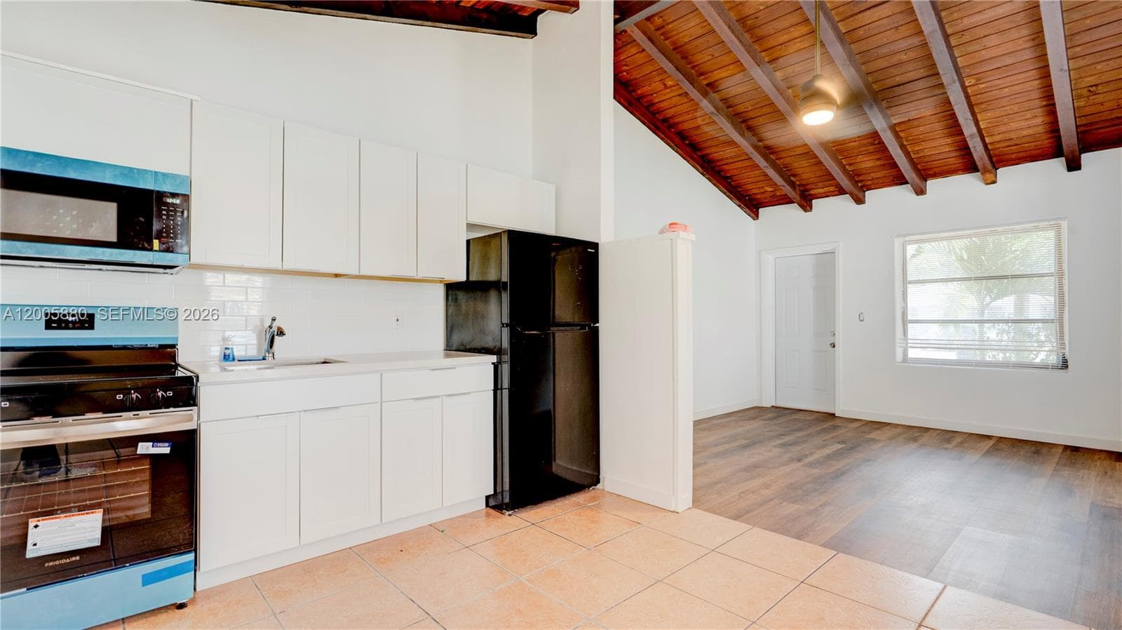 1085 NE 128th St, North Miami FL 33161 — 11
