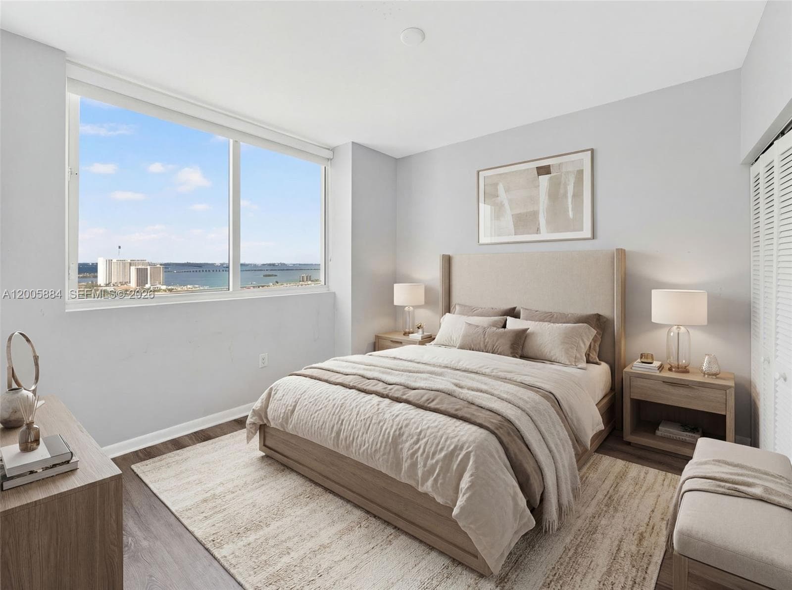 244 Biscayne Blvd # 3702, Miami FL 33132 — 13