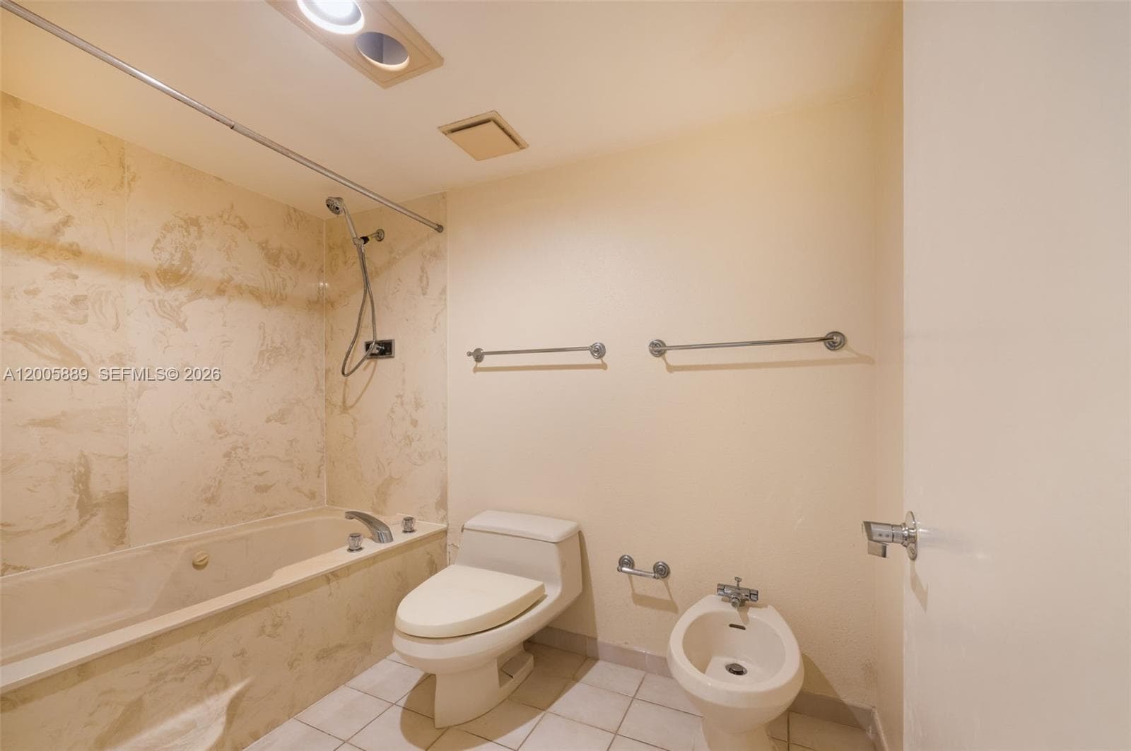 520 Brickell Key Dr # A1001, Miami FL 33131 — 16