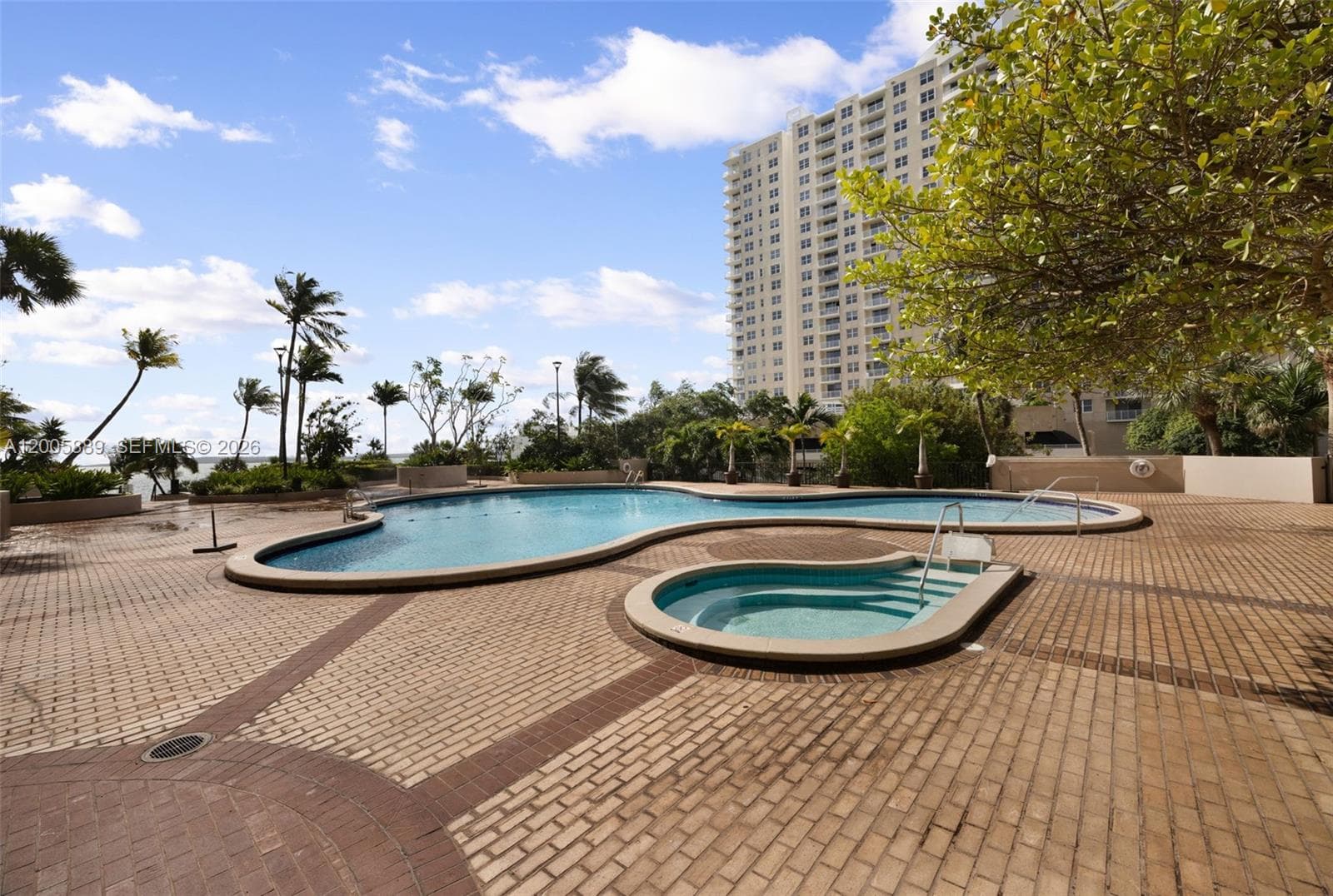 520 Brickell Key Dr # A1001, Miami FL 33131 — 18