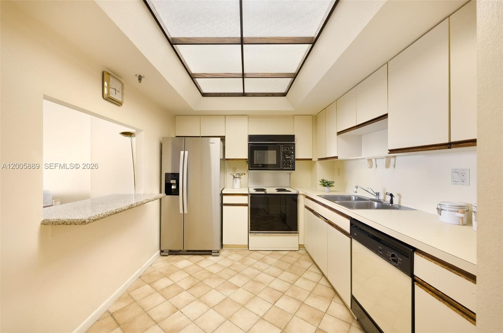 520 Brickell Key Dr # A1001, Miami FL 33131 — 11