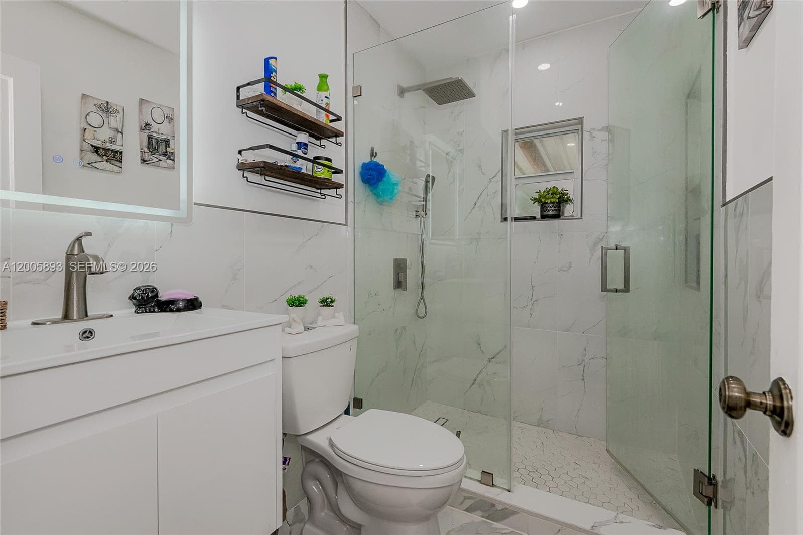 367 E 46th St, Hialeah FL 33013 — 15