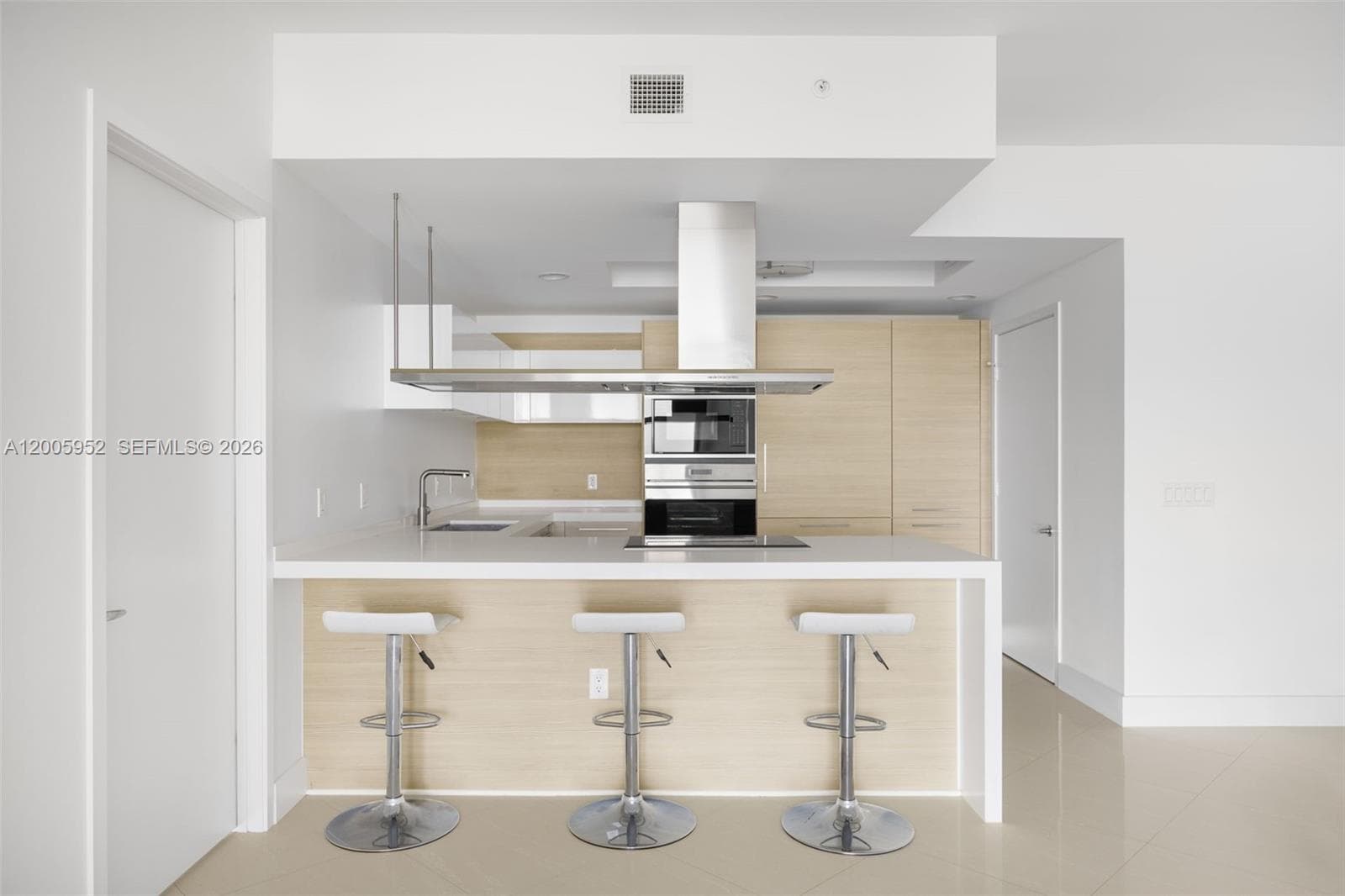 17301 Biscayne Blvd # 1704, North Miami Beach FL 33160 — 6