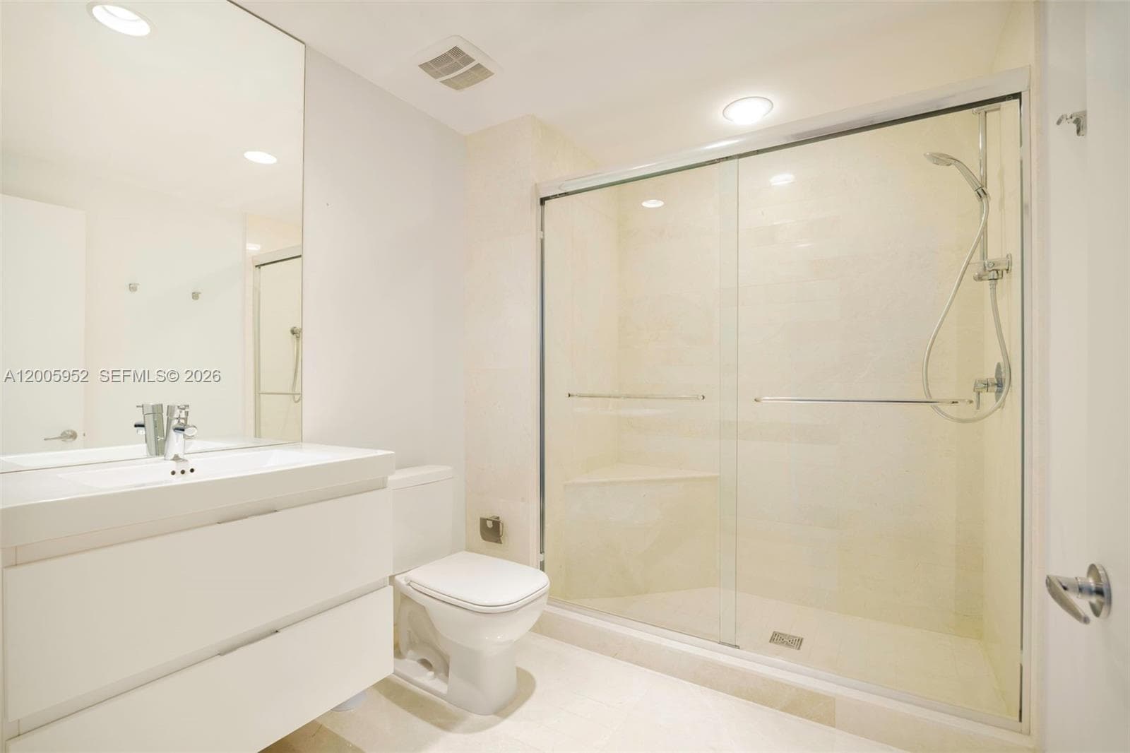 17301 Biscayne Blvd # 1704, North Miami Beach FL 33160 — 26