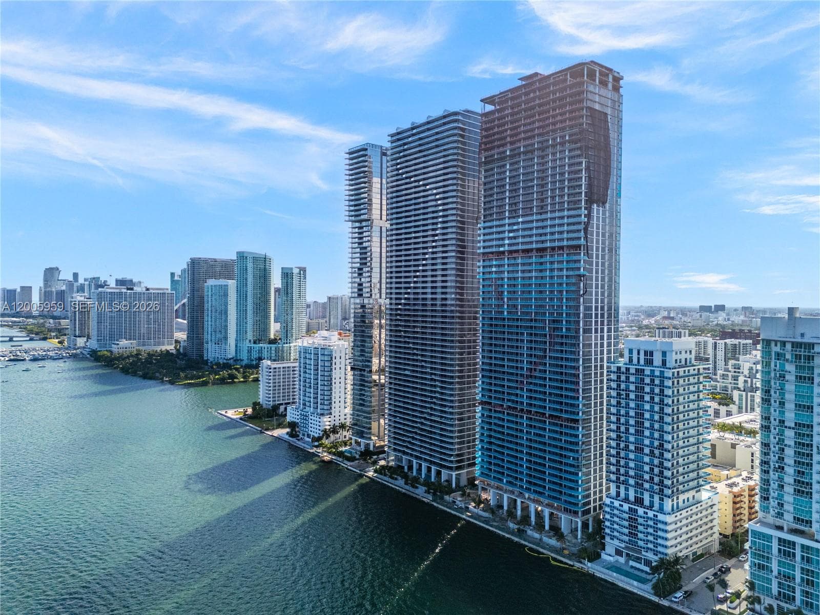 700 NE 24th St # 3201, Miami FL 33137 — 35