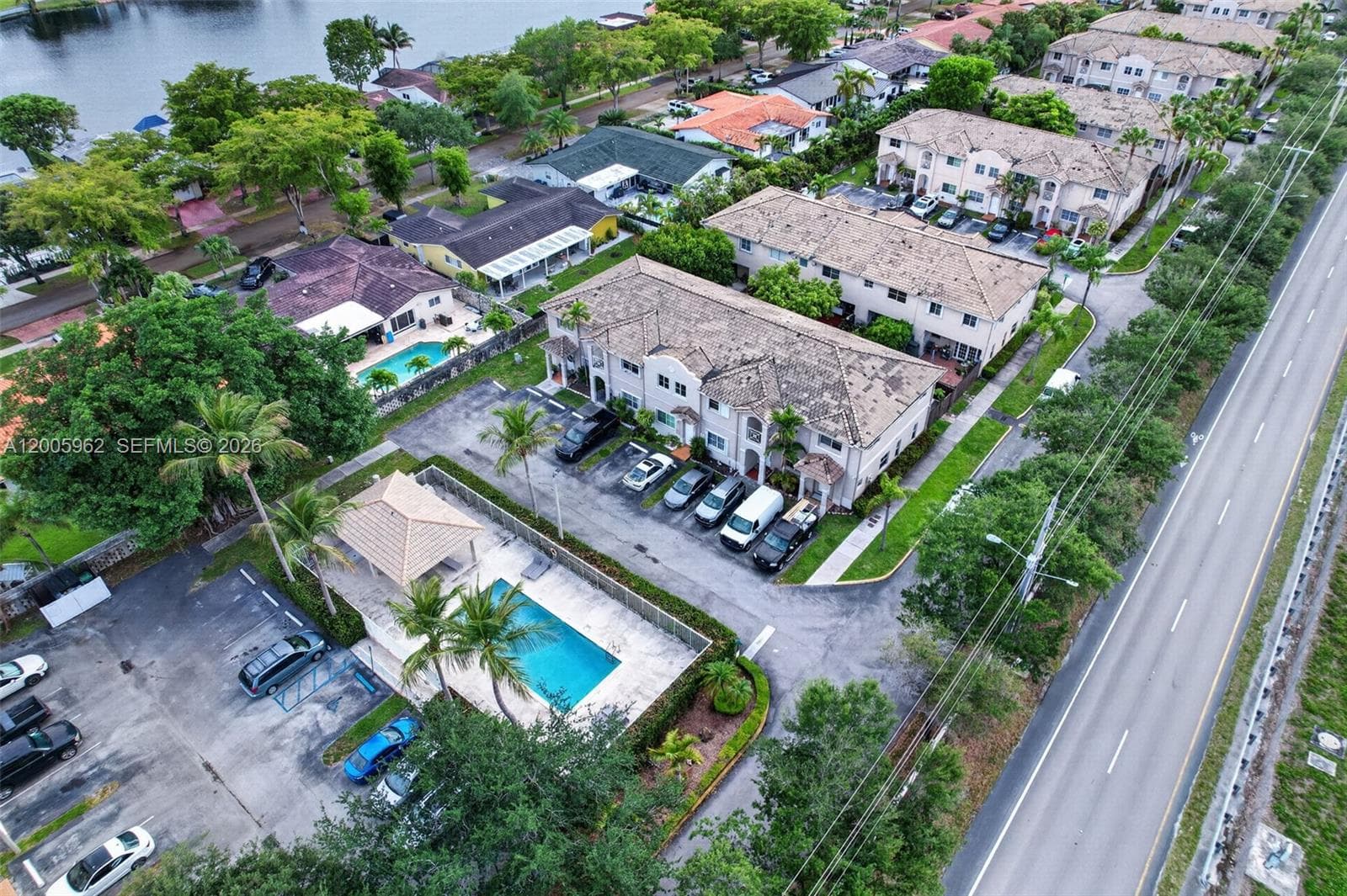 16624 NW 73rd Ct # 16624, Miami Lakes FL 33014 — 35