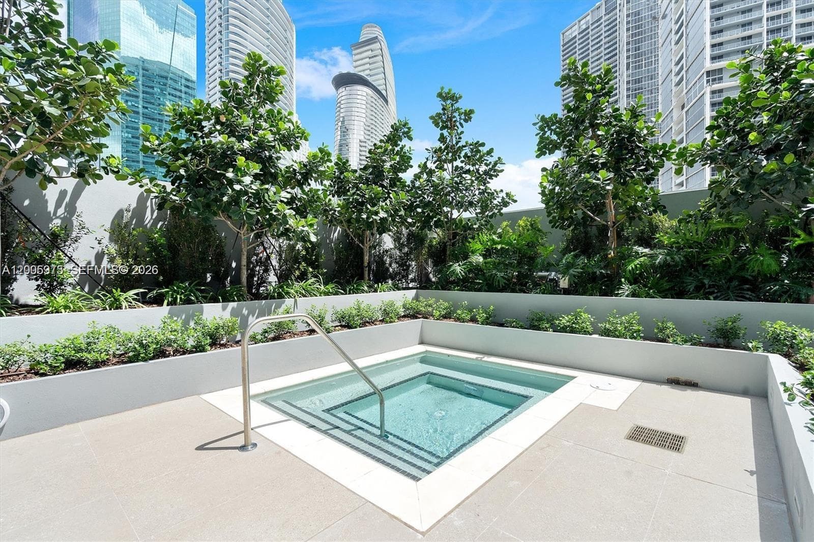 77 SE 5th St # 4106, Miami FL 33131 — 19
