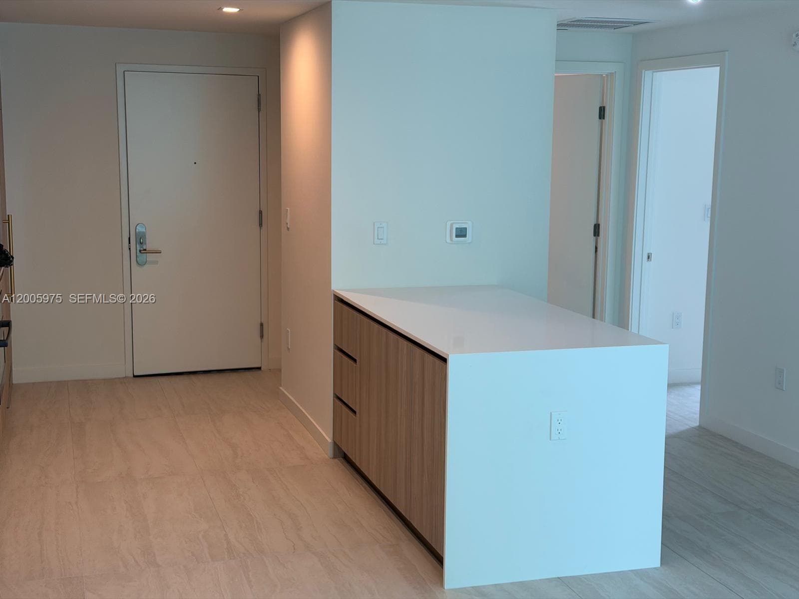 77 SE 5th St # 4106, Miami FL 33131 — 8