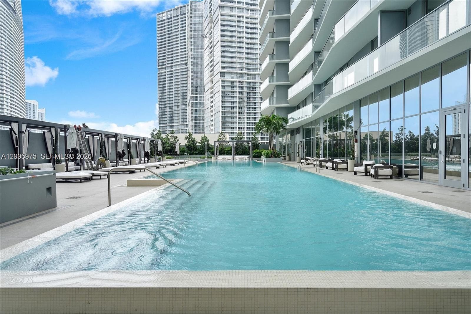 77 SE 5th St # 4106, Miami FL 33131 — 21