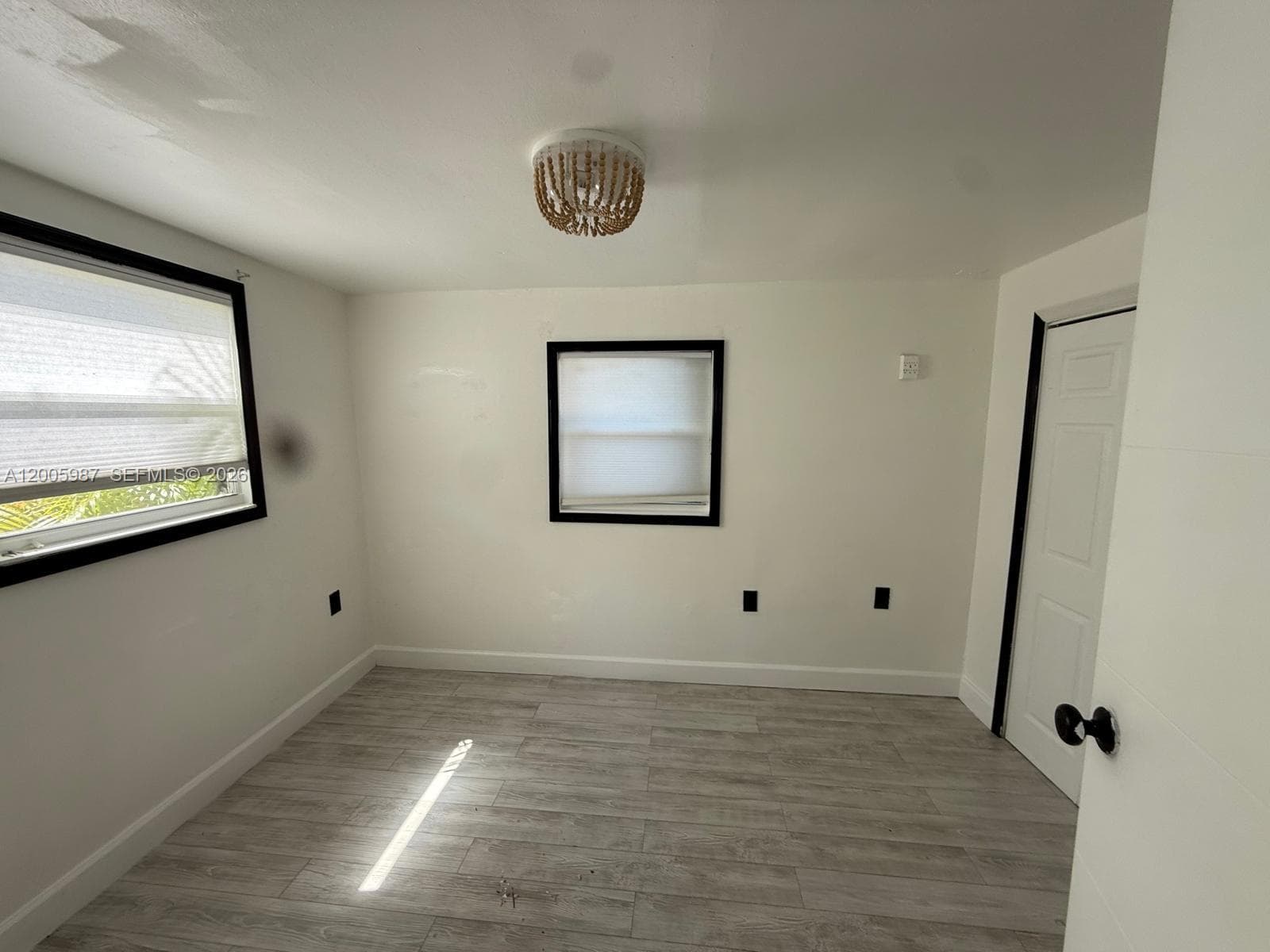 311 NW 32nd Ct, Miami FL 33125 — 17