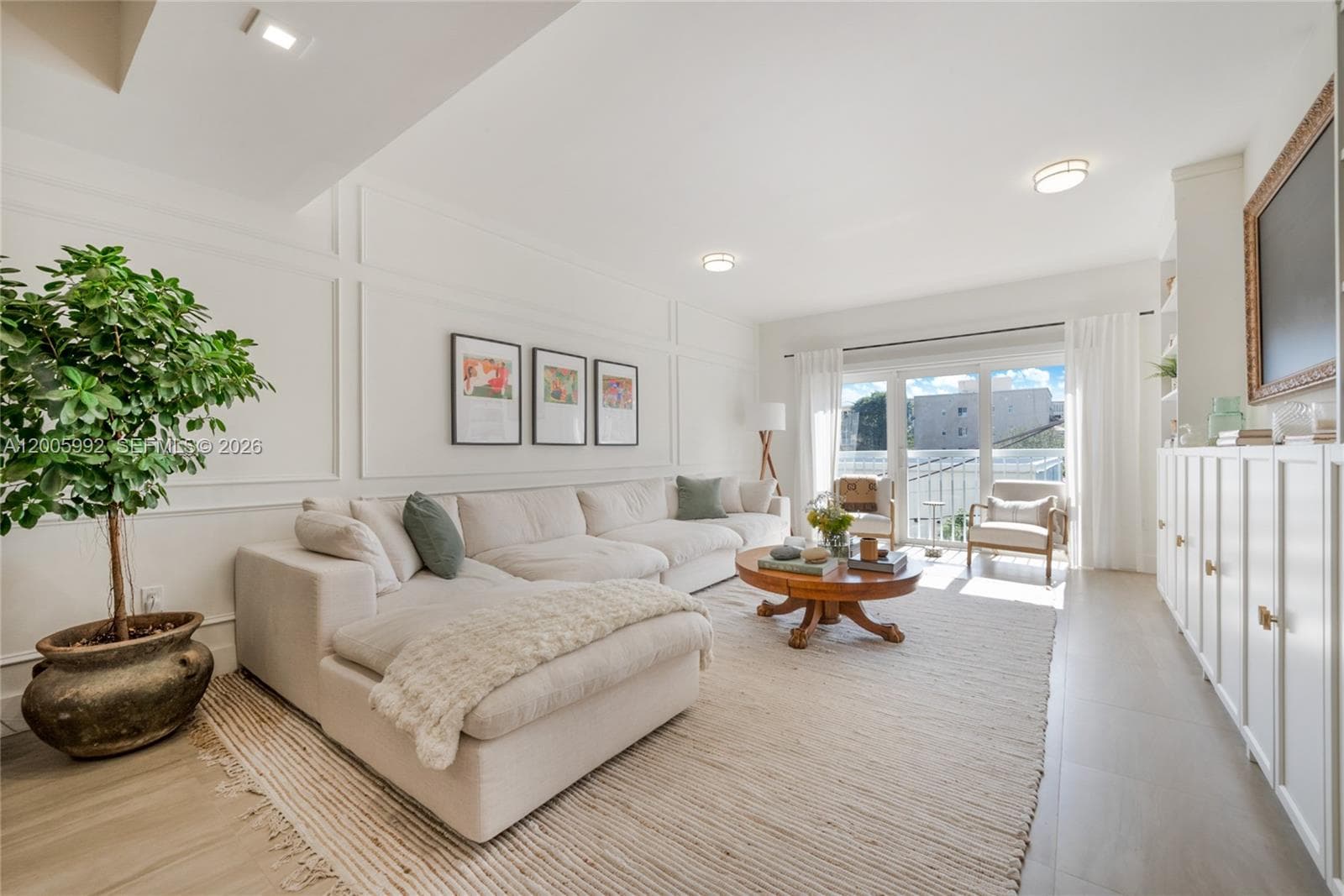 120 Salamanca Ave # 3B, Coral Gables FL 33134 — 1