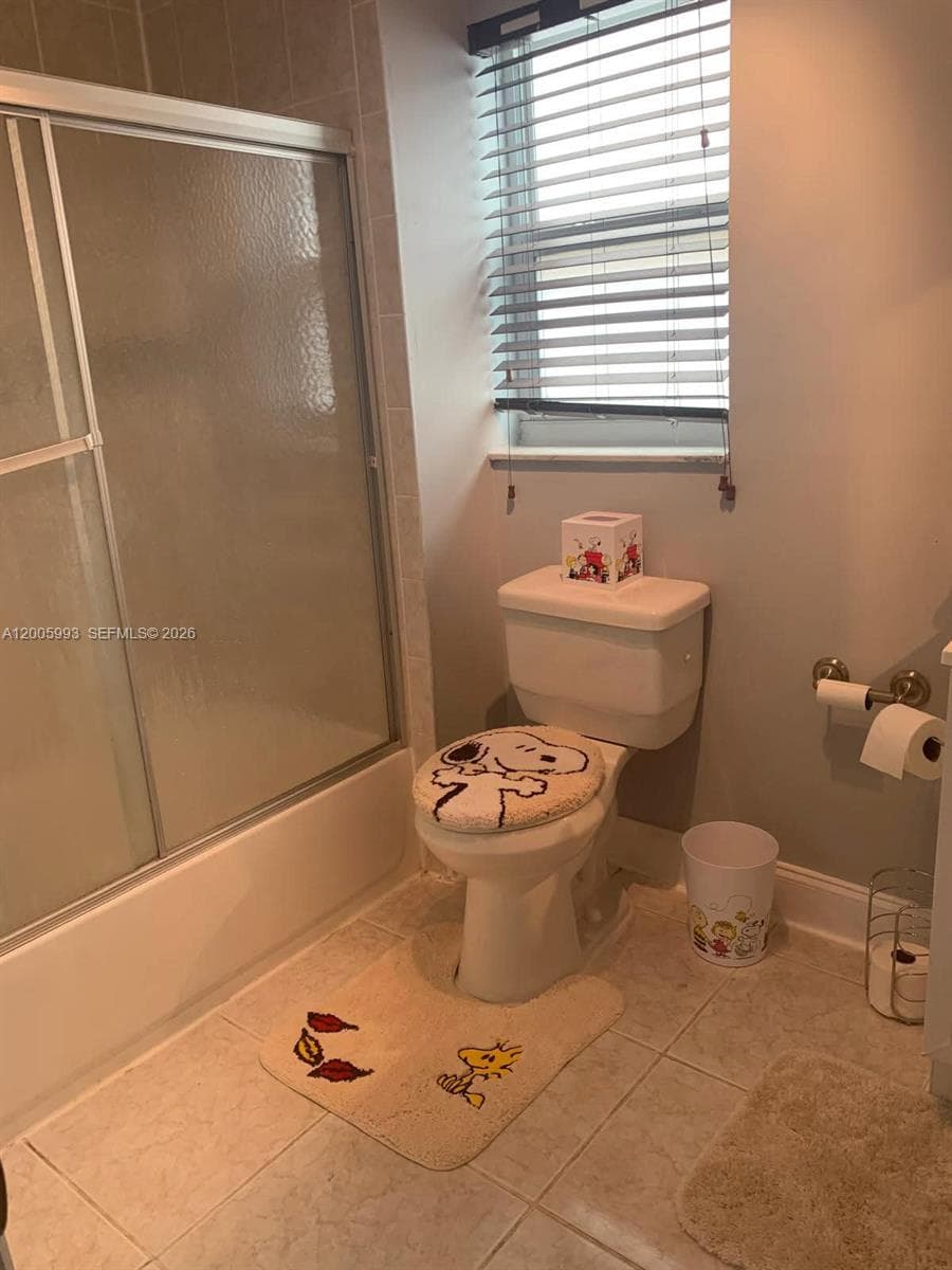 13216 SW 10th Ter, Miami FL 33184 — 12