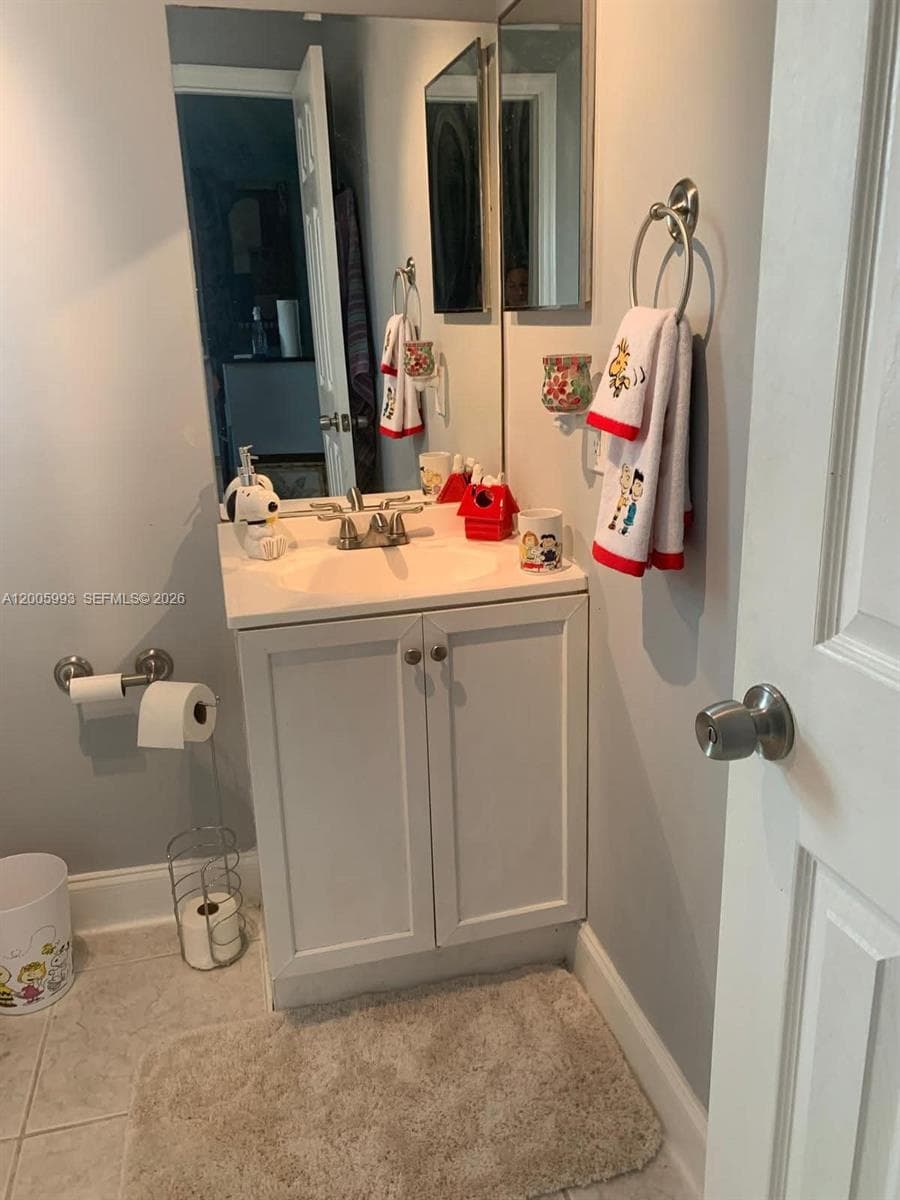13216 SW 10th Ter, Miami FL 33184 — 11