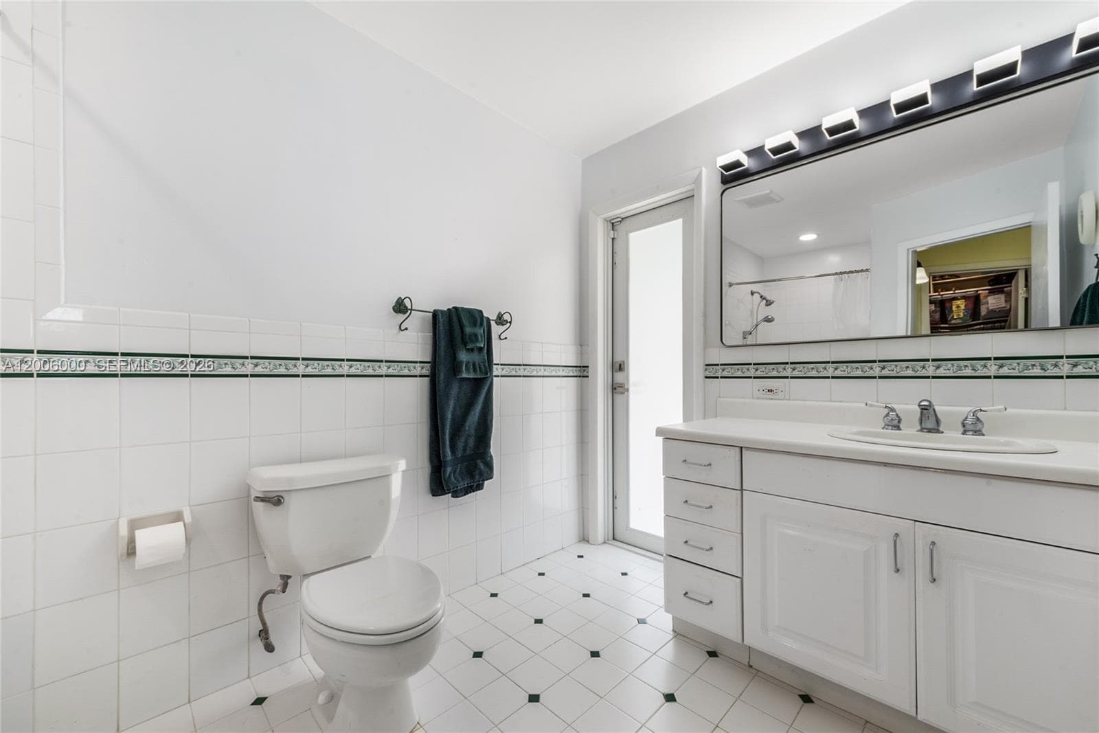 9321 SW 104th Ct, Miami FL 33176 — 10