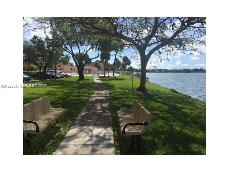 20840 San Simeon Way # 209, Miami FL 33179 — 27