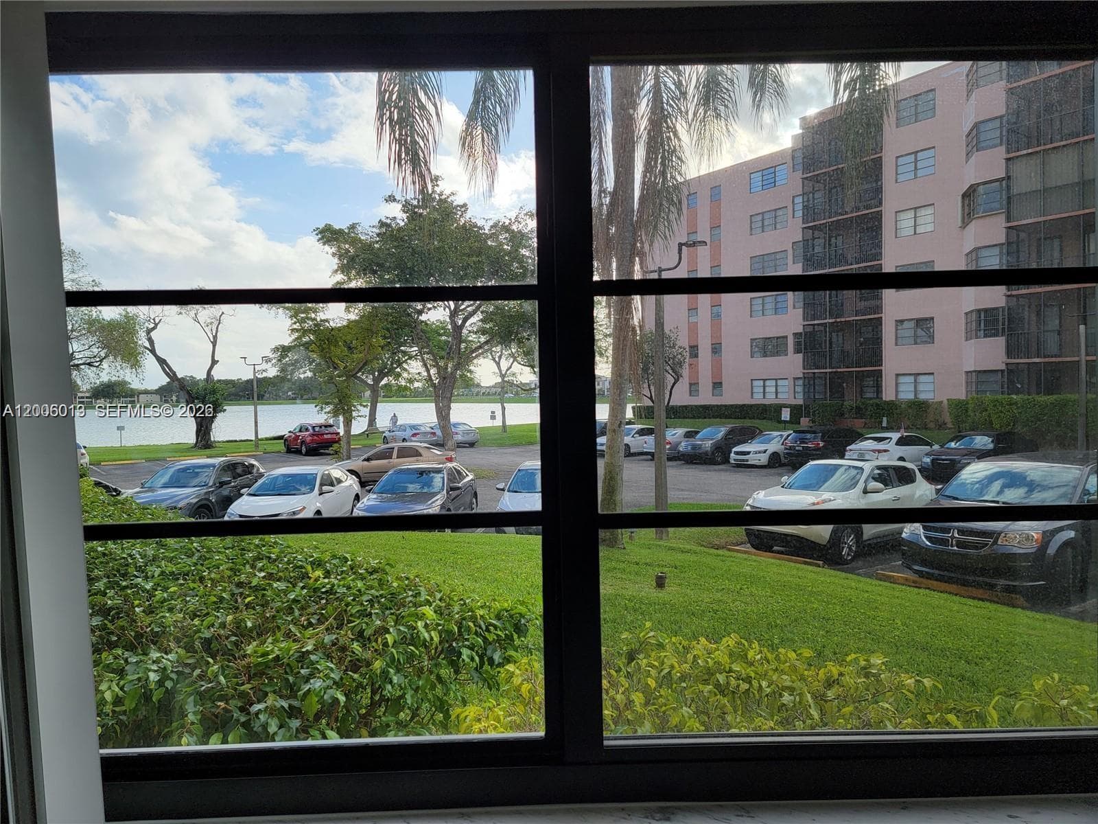 20840 San Simeon Way # 209, Miami FL 33179 — 2