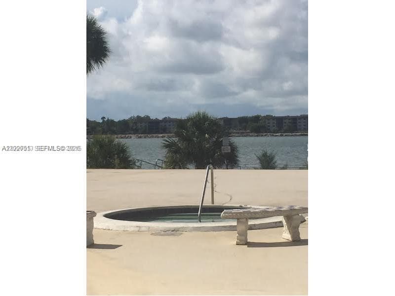 20840 San Simeon Way # 209, Miami FL 33179 — 26