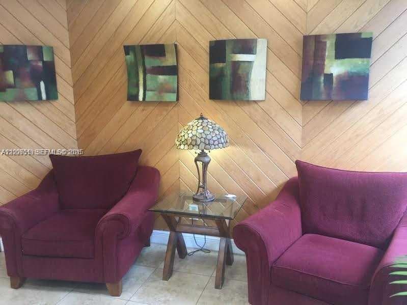 20840 San Simeon Way # 209, Miami FL 33179 — 28