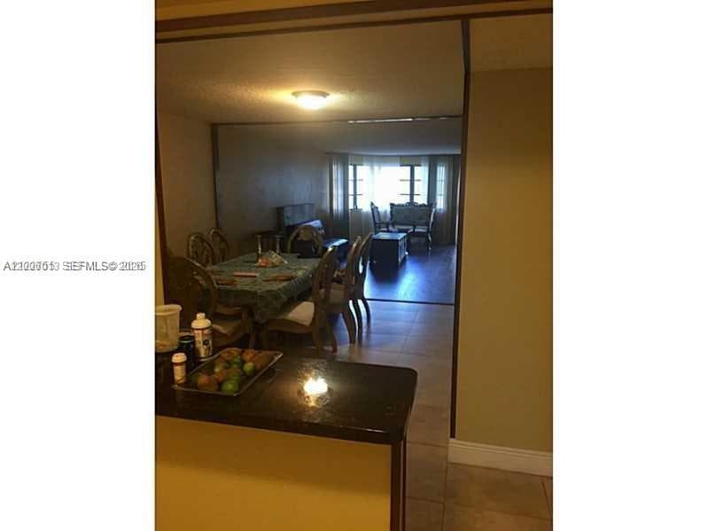 20840 San Simeon Way # 209, Miami FL 33179 — 18